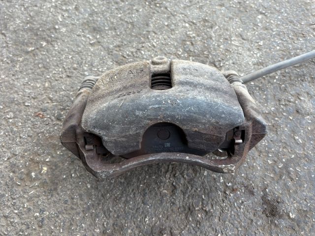 bontott SKODA OCTAVIA III Bal első Féknyereg Munkahengerrel