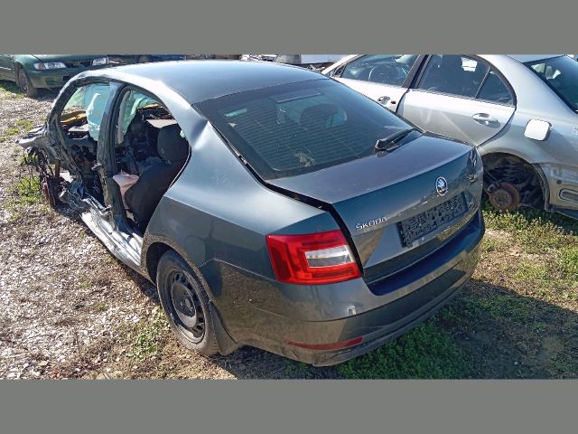 bontott SKODA OCTAVIA III Bal első Féknyereg Munkahengerrel