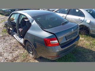 bontott SKODA OCTAVIA III Bal első Féknyereg Munkahengerrel