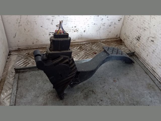 bontott SKODA OCTAVIA III Gázpedál (Elektromos)