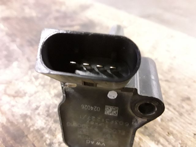 bontott SKODA OCTAVIA III Gyújtótrafó