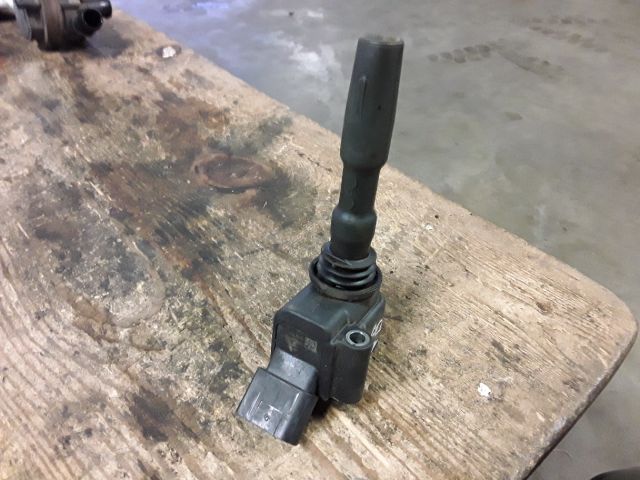 bontott SKODA OCTAVIA III Gyújtótrafó