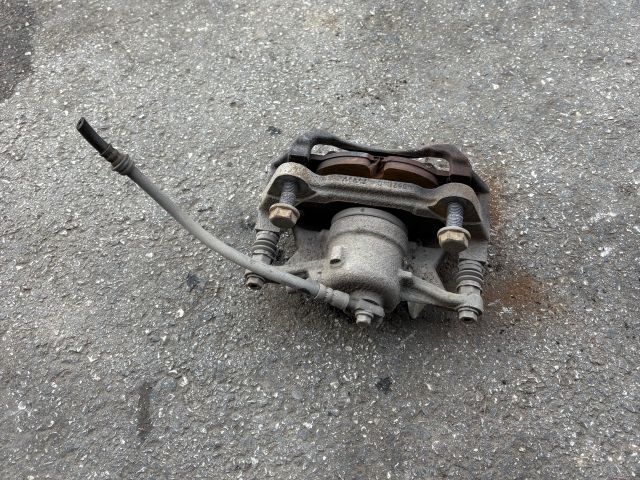 bontott SKODA OCTAVIA III Jobb első Féknyereg Munkahengerrel