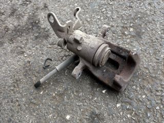 bontott SKODA OCTAVIA III Jobb hátsó Féknyereg Munkahengerrel