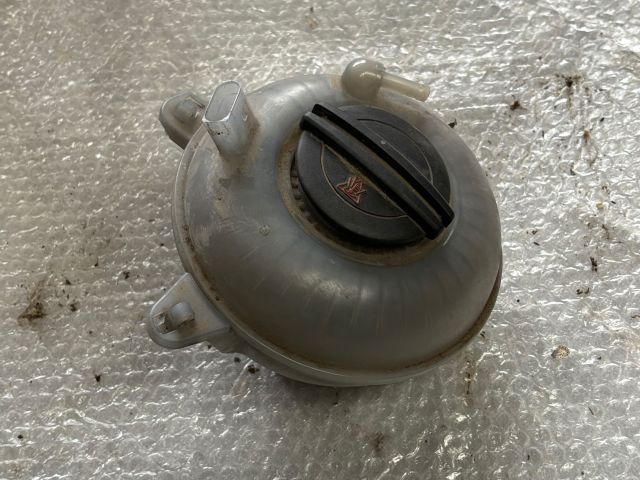 bontott SKODA OCTAVIA III Kiegyenlítő Tartály