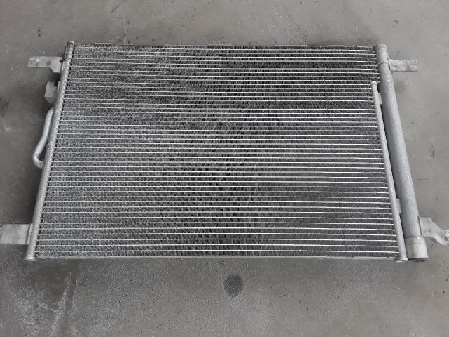 bontott SKODA OCTAVIA III Klímahűtő Radiátor