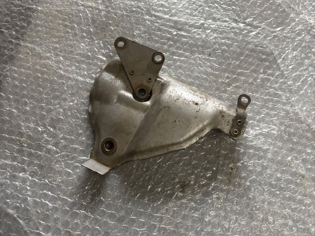 bontott SKODA OCTAVIA III Leömlő Hővédő Lemez