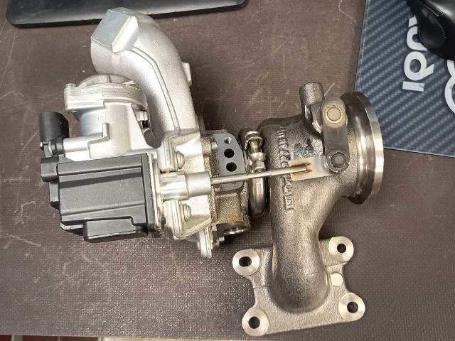 bontott SKODA OCTAVIA III Turbó