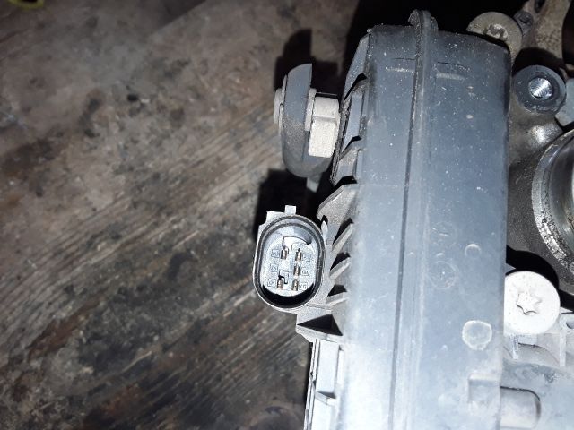 bontott SKODA OCTAVIA III Turbó