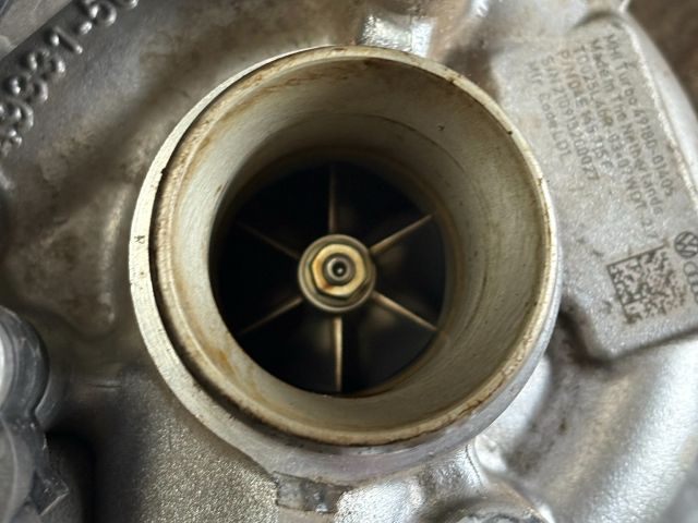 bontott SKODA OCTAVIA III Turbó