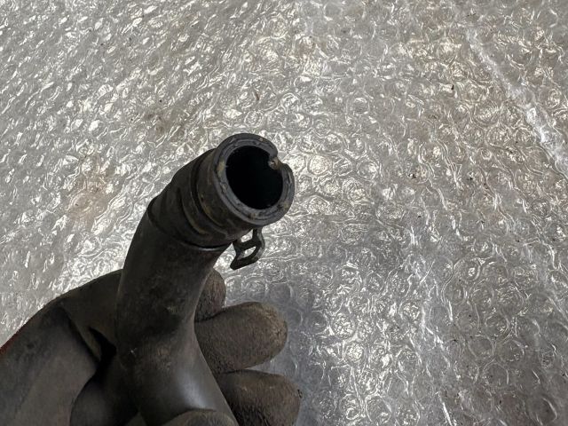 bontott SKODA OCTAVIA III Vízcső