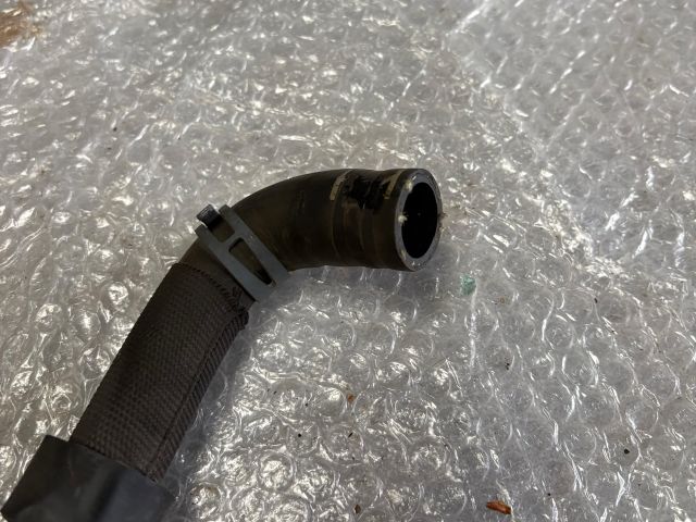 bontott SKODA OCTAVIA III Vízcső