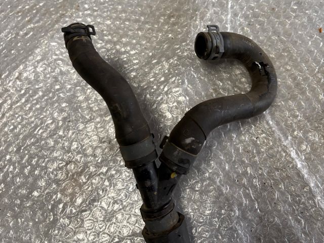 bontott SKODA OCTAVIA III Vízcső