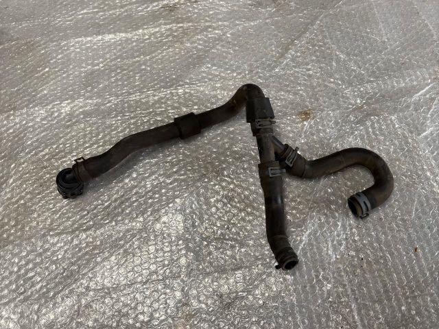 bontott SKODA OCTAVIA III Vízcső