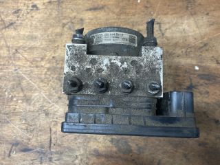 bontott SKODA OCTAVIA III ABS Kocka