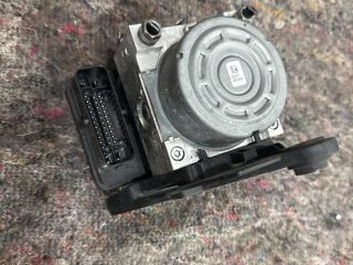 bontott SKODA OCTAVIA III ABS Kocka