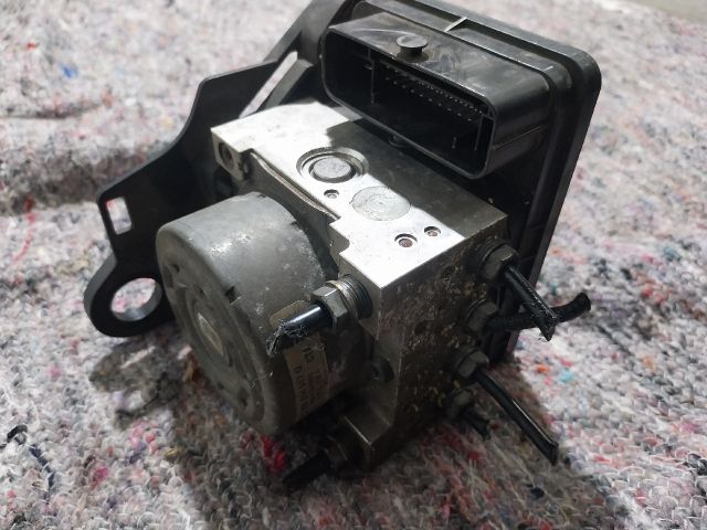 bontott SKODA OCTAVIA III ABS Kocka