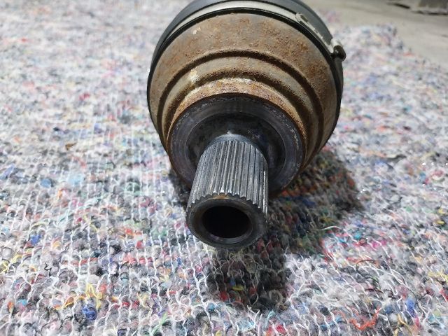 bontott SKODA OCTAVIA III Bal Féltengely