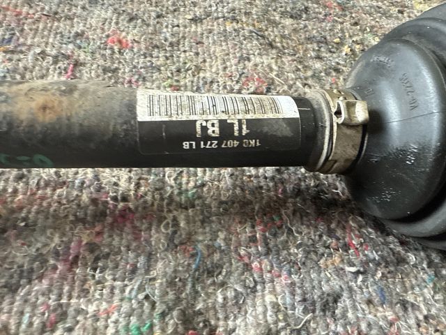 bontott SKODA OCTAVIA III Bal Féltengely