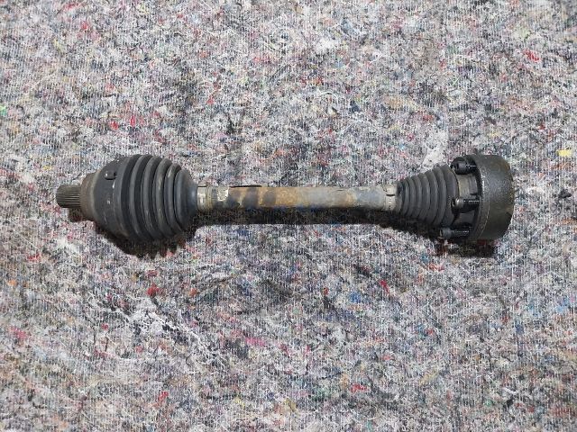 bontott SKODA OCTAVIA III Bal Féltengely