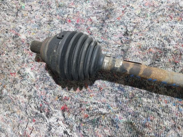 bontott SKODA OCTAVIA III Bal Féltengely