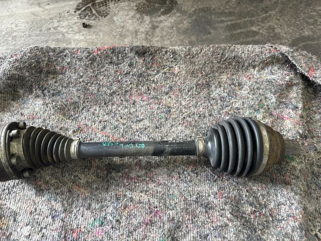 bontott SKODA OCTAVIA III Bal Féltengely