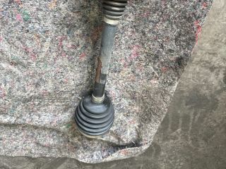 bontott SKODA OCTAVIA III Bal Féltengely