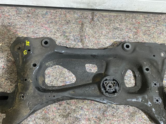 bontott SKODA OCTAVIA III Első Bölcső