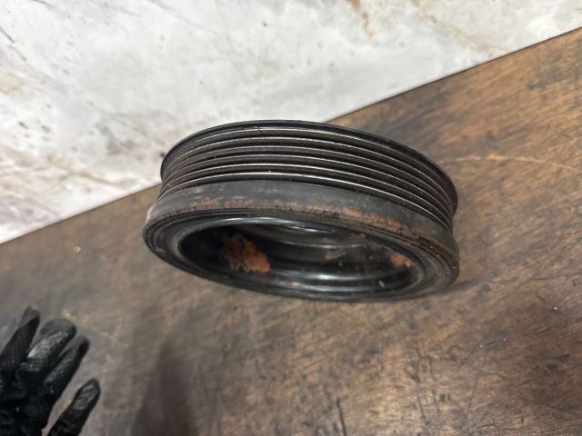 bontott SKODA OCTAVIA III Főtengely Szíjtárcsa