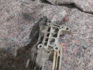 bontott SKODA OCTAVIA III Generátor Tartó Bak