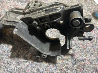 bontott SKODA OCTAVIA III Generátor Tartó Bak