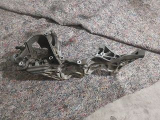 bontott SKODA OCTAVIA III Generátor Tartó Bak