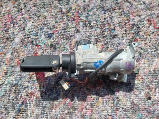 bontott SKODA OCTAVIA III Gyújtáskapcsoló Házzal