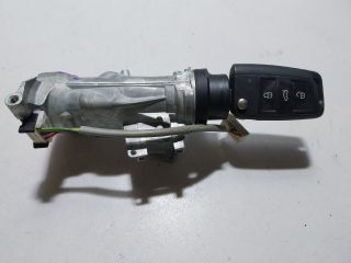 bontott SKODA OCTAVIA III Gyújtáskapcsoló Házzal