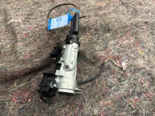 bontott SKODA OCTAVIA III Gyújtáskapcsoló Házzal