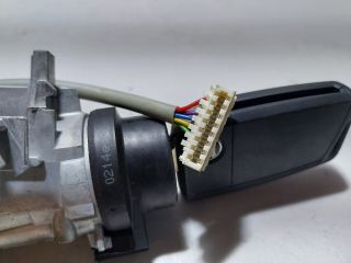 bontott SKODA OCTAVIA III Gyújtáskapcsoló Házzal