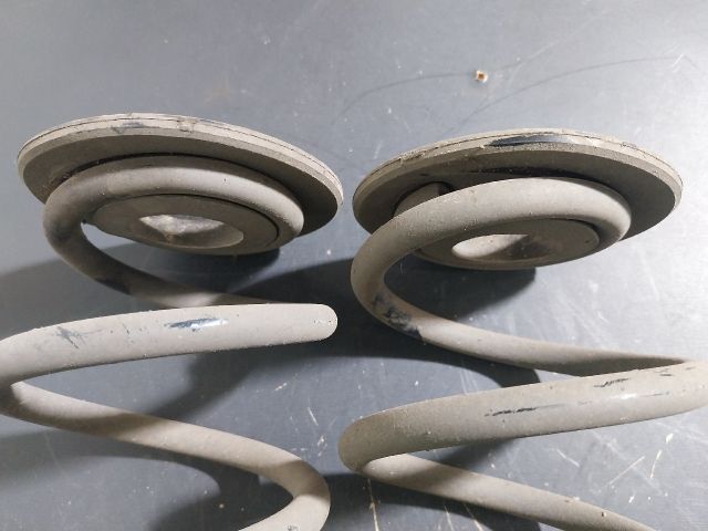 bontott SKODA OCTAVIA III Hátsó Rugó Pár