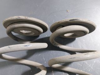 bontott SKODA OCTAVIA III Hátsó Rugó Pár