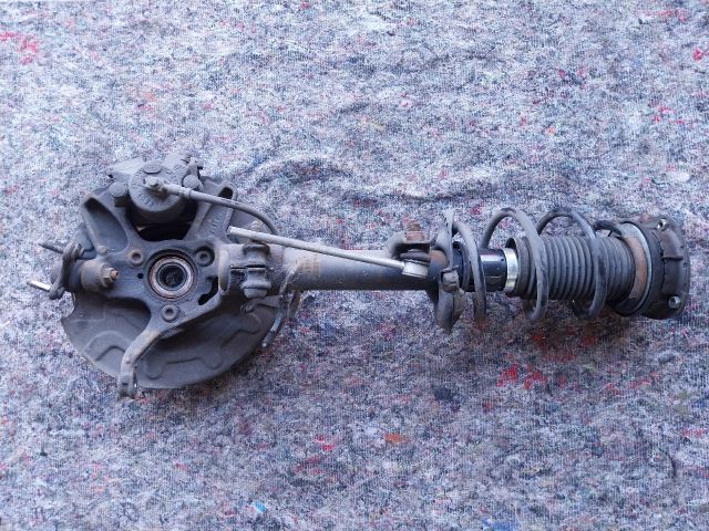 bontott SKODA OCTAVIA III Jobb első Csonkállvány Kerékaggyal