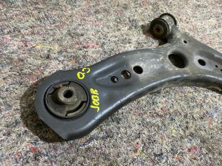 bontott SKODA OCTAVIA III Jobb első Lengőkar