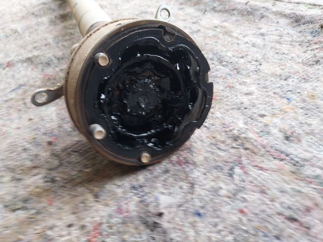 bontott SKODA OCTAVIA III Jobb Féltengely