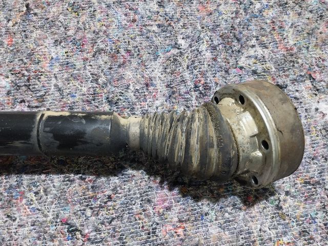 bontott SKODA OCTAVIA III Jobb Féltengely