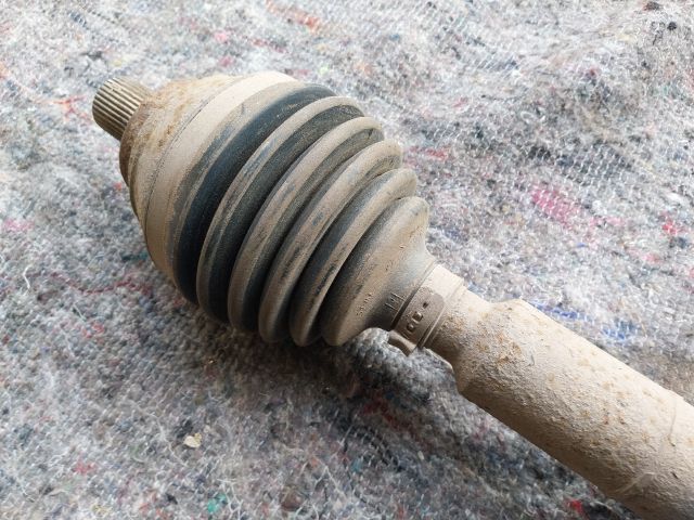 bontott SKODA OCTAVIA III Jobb Féltengely