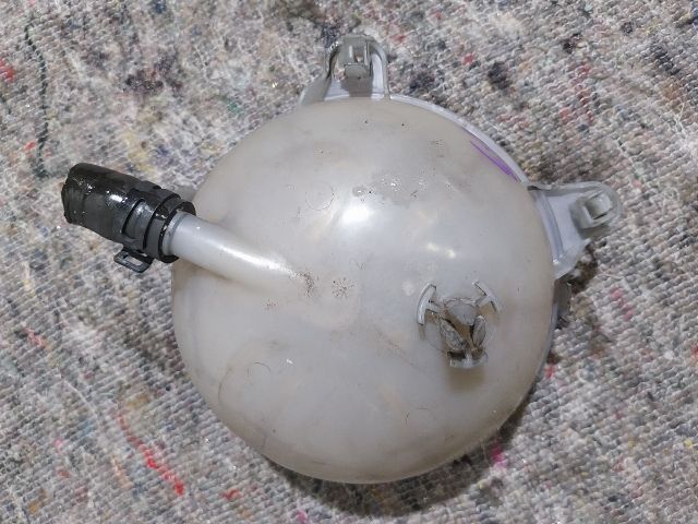 bontott SKODA OCTAVIA III Kiegyenlítő Tartály