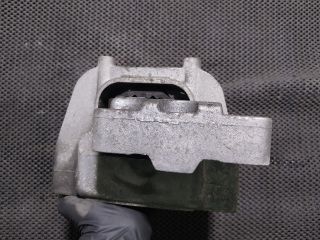 bontott SKODA OCTAVIA III Motor Tartó Bak (Fém)