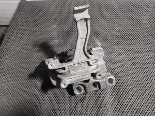 bontott SKODA OCTAVIA III Motor Tartó Bak (Fém)