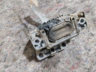 bontott SKODA OCTAVIA III Motor Tartó Bak (Fém)