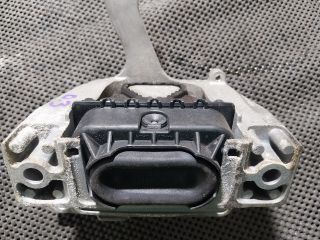 bontott SKODA OCTAVIA III Motor Tartó Bak (Fém)