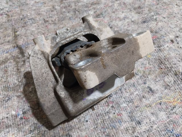 bontott SKODA OCTAVIA III Motor Tartó Bak (Fém)