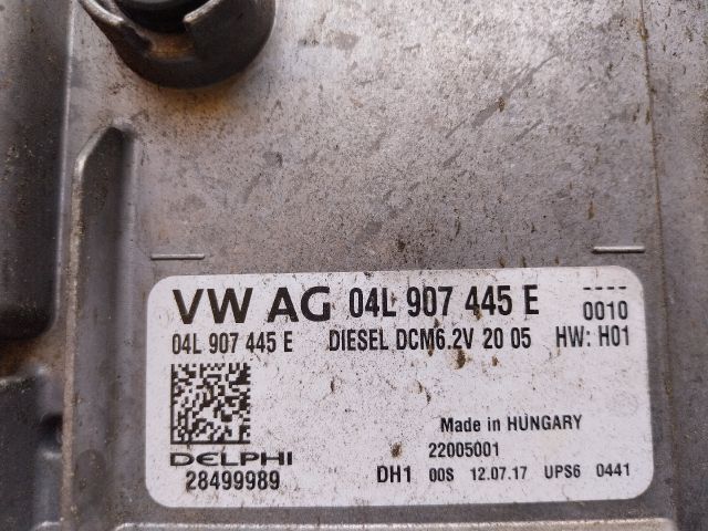 bontott SKODA OCTAVIA III Motorvezérlő